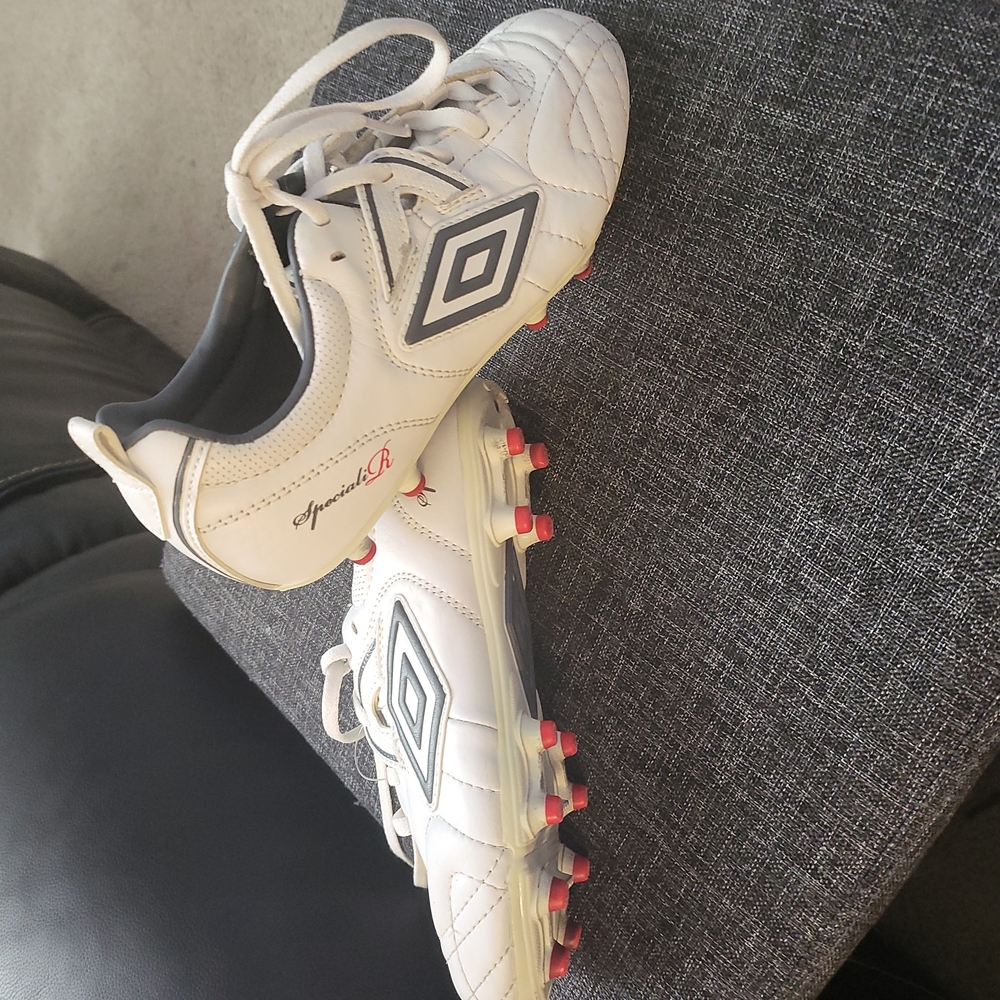 Soccer shoes with cleat Umbro